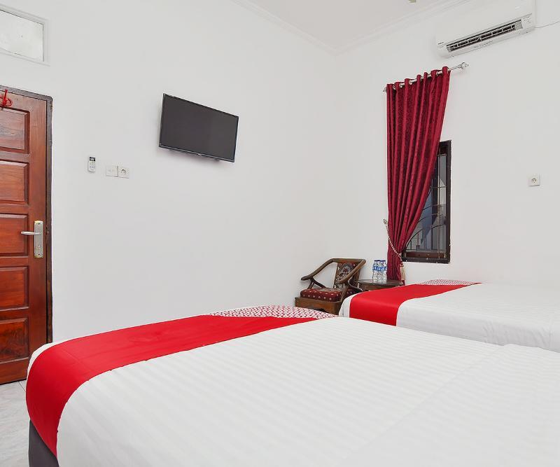 Reddoorz Syariah At Penginapan Eby Padang Exterior foto