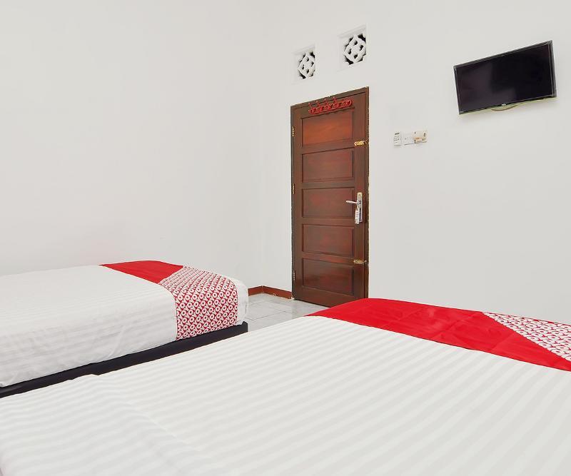 Reddoorz Syariah At Penginapan Eby Padang Exterior foto