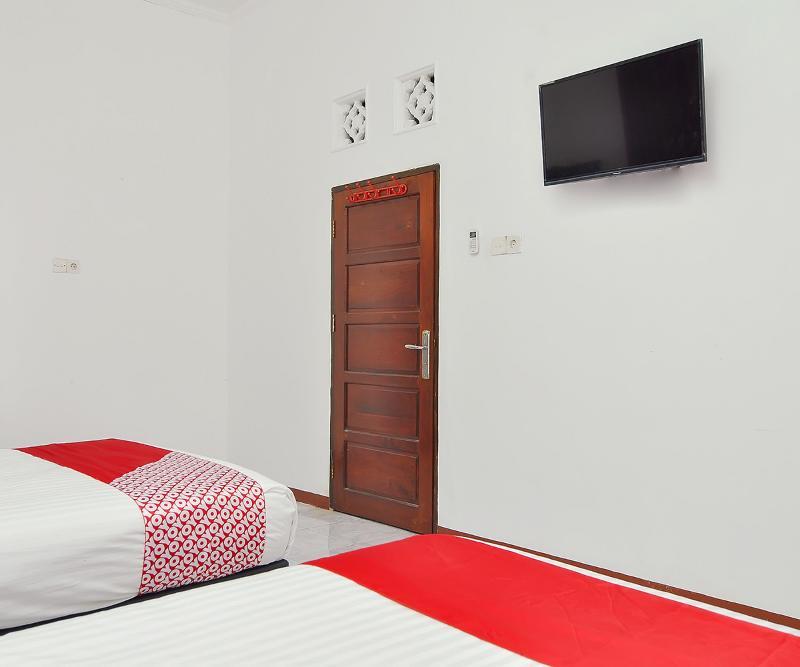 Reddoorz Syariah At Penginapan Eby Padang Exterior foto